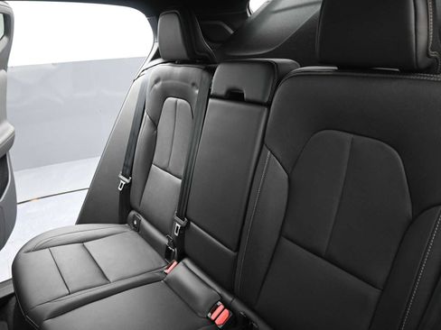 Used 2020 Volvo XC40 T5 Inscription image 20