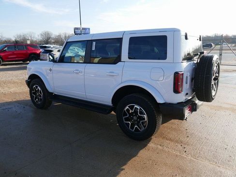 New 2025 Ford Bronco Outer Banks image 6