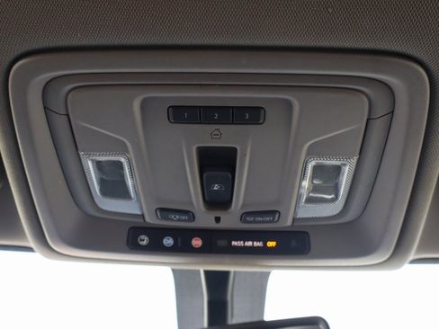 Used 2020 Chevrolet Silverado 3500 LTZ image 17