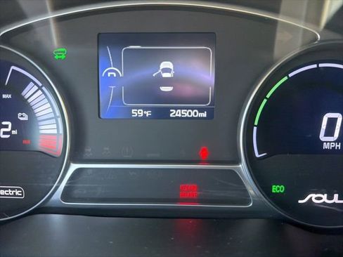 Used 2018 Kia Soul EV + w/ Sun & Fun Package image 45