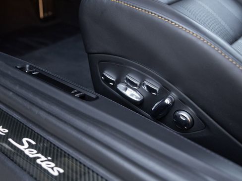 Certified 2018 Porsche 911 Turbo S AWD/4WD image 23