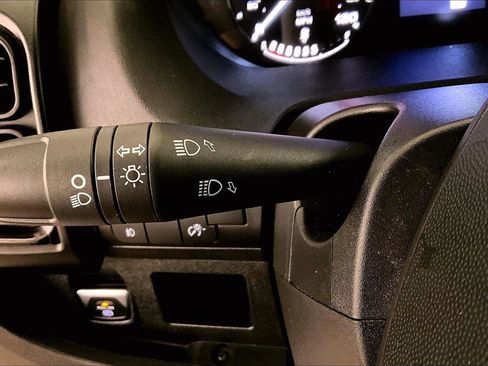 Used 2023 RAM ProMaster 2500 w/ Convenience Group image 28