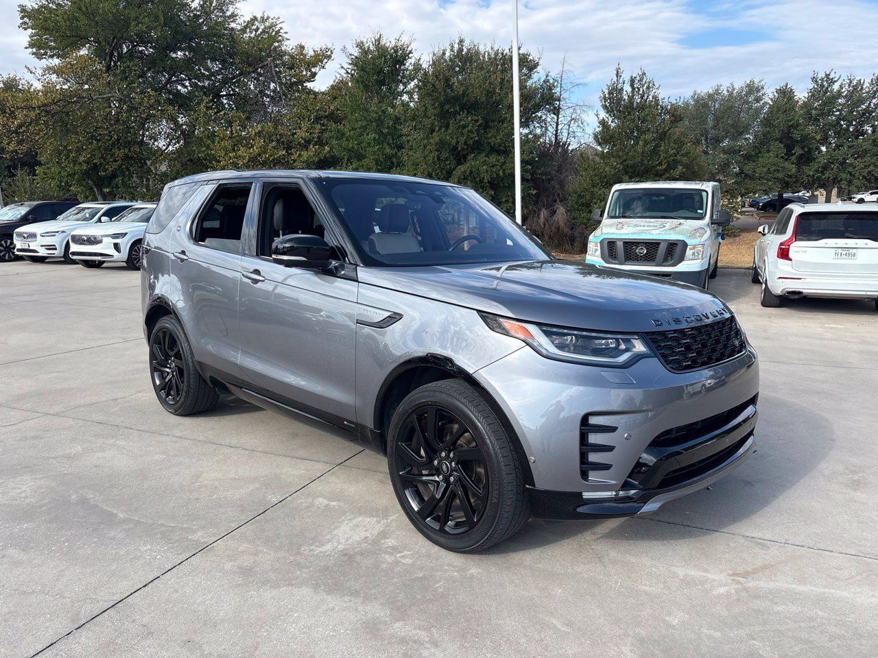 Used 2021 Land Rover Discovery S R-Dynamic AWD/4WD image 3