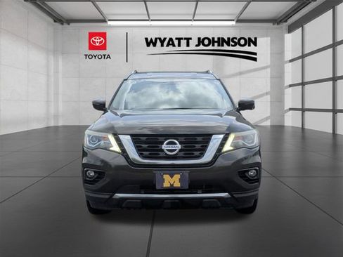 Used 2017 Nissan Pathfinder SL w/ SL Tech Package AWD/4WD image 7