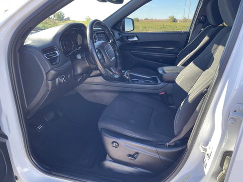 Used 2021 Dodge Durango SXT image 3