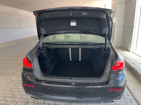 Used 2021 BMW 530i image 9