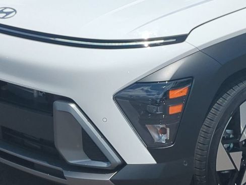 New 2026 Hyundai Kona Limited FWD image 10