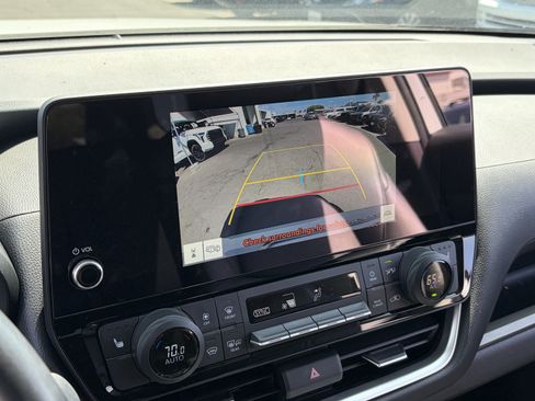 Certified 2025 Toyota Grand Highlander AWD image 6