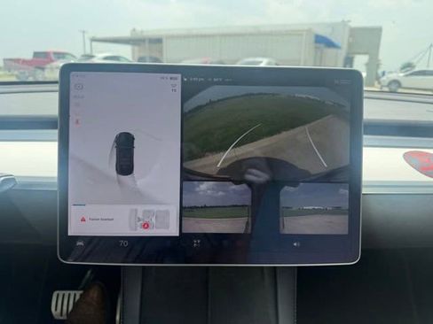 Used 2022 Tesla Model Y Performance AWD/4WD image 5