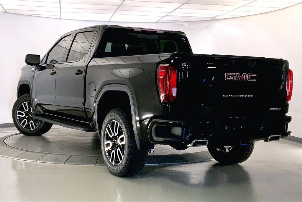 Used 2026 GMC Sierra 1500 AT4 w/ AT4 Premium Package AWD/4WD image 10