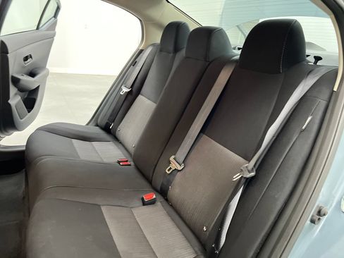 Used 2024 Nissan Sentra SV FWD image 16