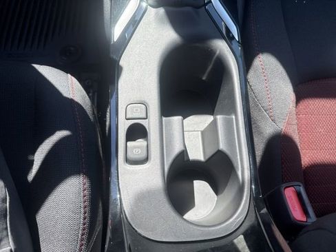 Used 2025 Toyota Corolla SE image 29