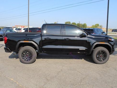 New 2026 GMC Canyon Elevation w/ Convenience Package image 6