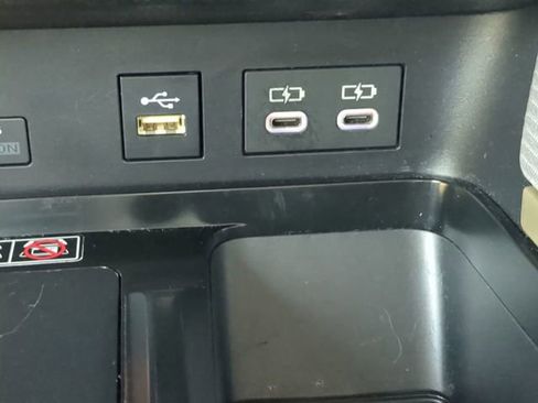 Certified 2025 Toyota Camry SE image 20