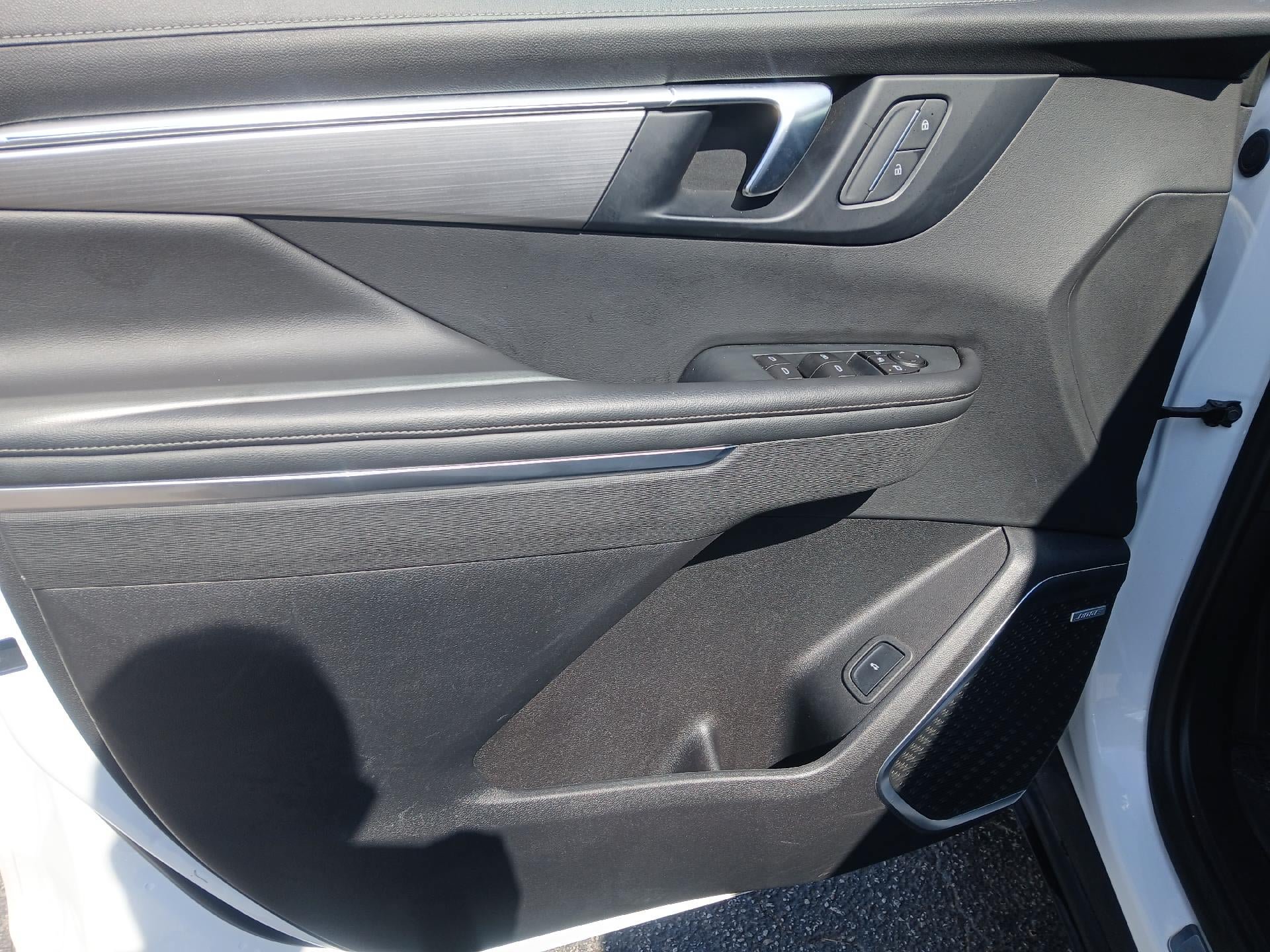 Used 2025 Buick Enclave Preferred FWD image 14
