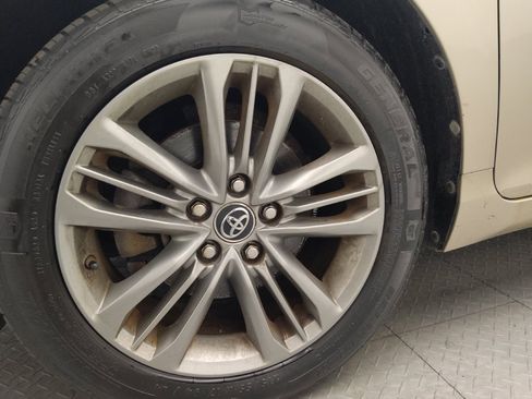 Used 2016 Toyota Camry SE image 31