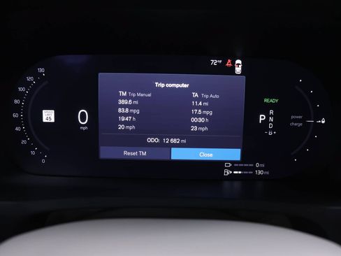 Certified 2025 Volvo XC90 T8 Plus w/ Protection Package Premier AWD/4WD image 11
