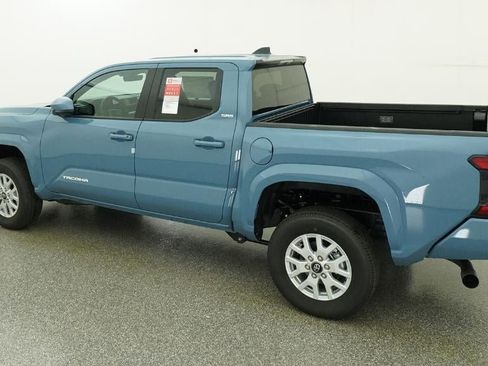 New 2026 Toyota Tacoma SR5 RWD image 4