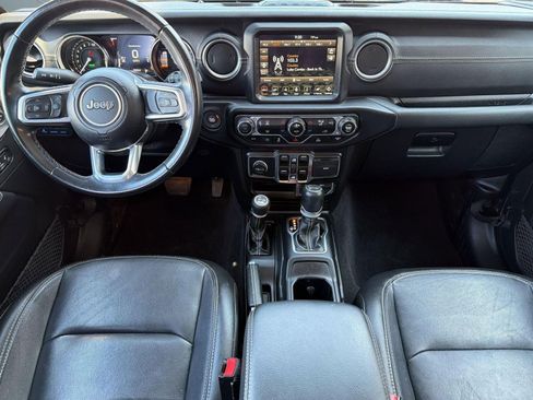 Used 2021 Jeep Wrangler Unlimited Sahara AWD/4WD image 23