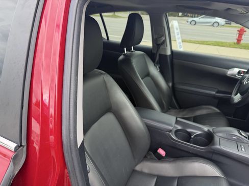 Used 2012 Lexus CT 200h Premium w/ Premium Audio Pkg FWD image 6