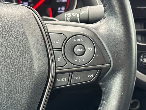 Used 2021 Toyota Camry XSE image 27