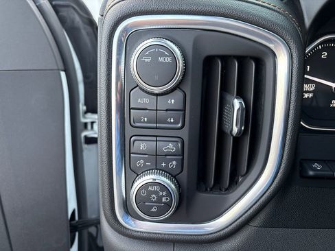 Used 2020 GMC Sierra 1500 AT4 w/ AT4 Premium Package image 24