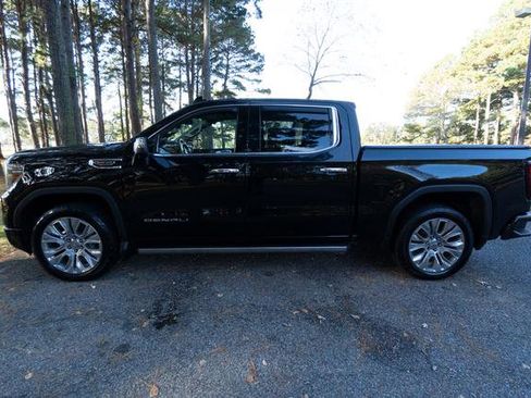 Used 2021 GMC Sierra 1500 Denali w/ Denali Premium Package image 6