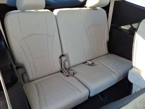 Used 2024 Buick Enclave Essence w/ Technology Package image 26