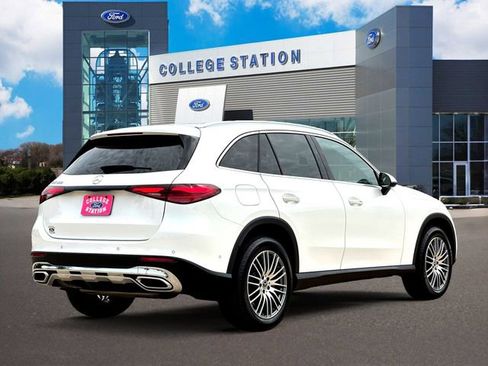 Used 2024 Mercedes-Benz GLC 300 image 5