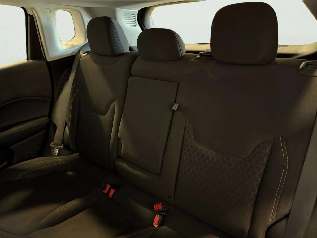 Used 2021 Jeep Compass Sport AWD/4WD image 19