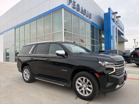 Used 2022 Chevrolet Tahoe Premier RWD image 6