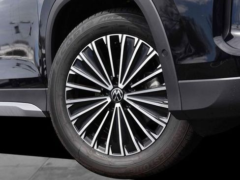 New 2026 Volkswagen Tiguan S image 3