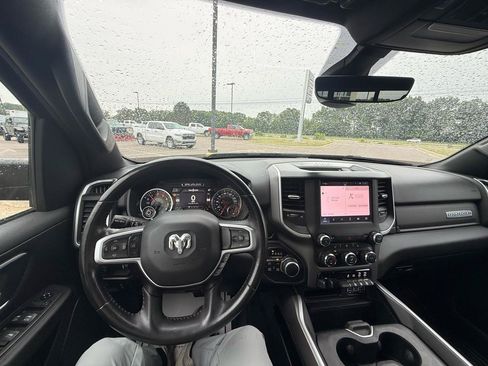 Used 2022 RAM 1500 Big Horn AWD/4WD image 12