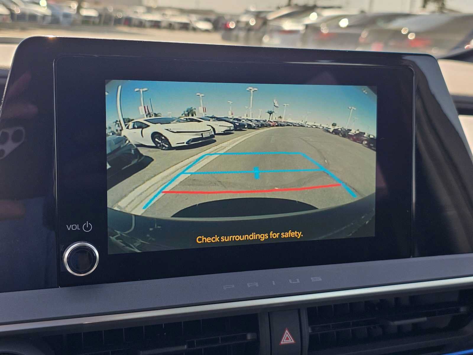 Certified 2026 Toyota Prius XLE FWD image 27