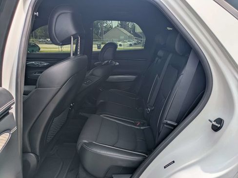 Used 2025 Genesis GV70 2.5T w/ Sport Prestige Package AWD/4WD image 16