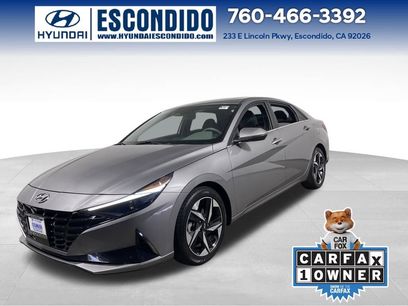 Certified 2022 Hyundai Elantra SEL w/ Convenience + Premium Package