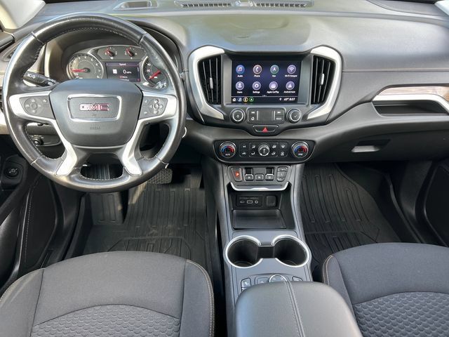 Used 2020 GMC Terrain SLE w/ GMC Pro Grade Package AWD/4WD image 3