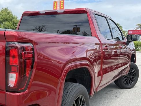 Used 2024 GMC Sierra 1500 Elevation image 8