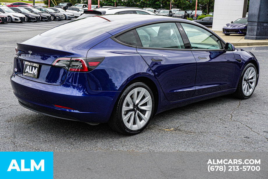 Used 2023 Tesla Model 3 Standard Range RWD image 5