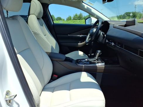 Used 2022 MAZDA CX-30 AWD 2.5 S w/ Premium Package image 9