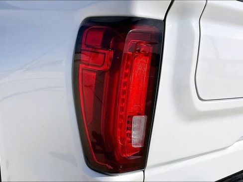 Used 2023 GMC Sierra 1500 Denali Ultimate image 36