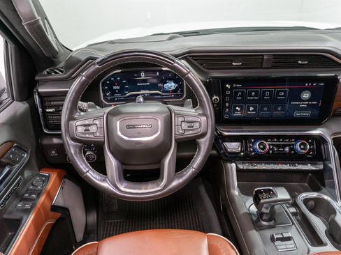 Used 2024 GMC Sierra 1500 Denali Ultimate image 14