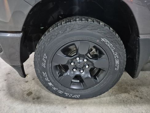 Used 2019 RAM 1500 Big Horn image 32