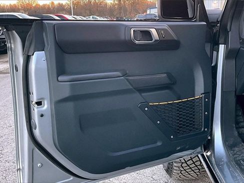 Used 2024 Ford Bronco Badlands image 20