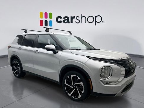 Used 2023 Mitsubishi Outlander SE AWD/4WD image 7