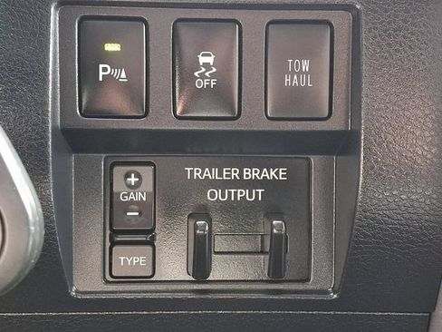 Used 2016 Toyota Tundra SR5 AWD/4WD image 22