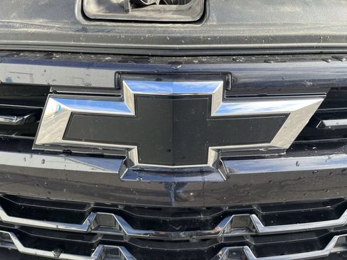 Used 2022 Chevrolet Silverado 1500 RST AWD/4WD image 29