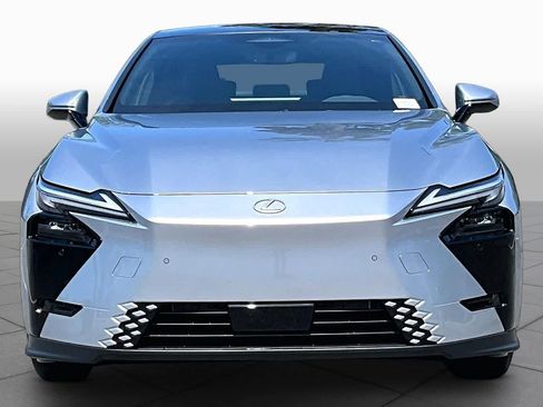 New 2026 Lexus ES 350e w/ Convenience Package FWD image 3