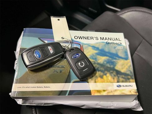 Used 2022 Subaru Outback Limited XT image 36