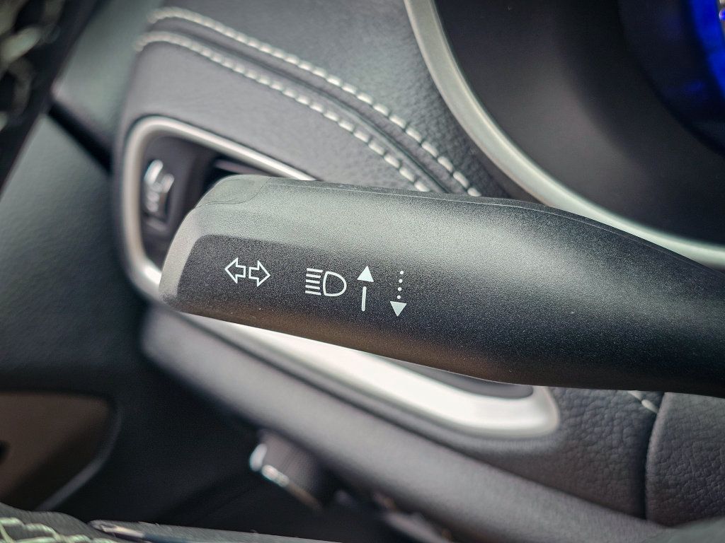 New 2027 Chrysler Pacifica Select AWD/4WD image 19